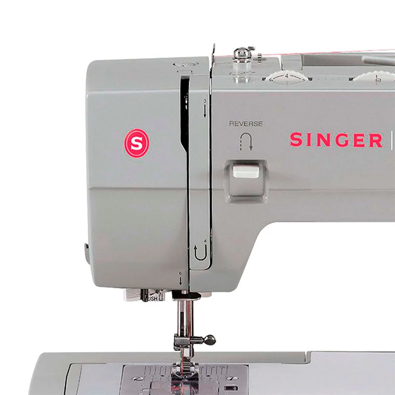 Singer | šijací stroj | 4423 | počet stehov 23 | počet gombíkových dierok 1 | sivá