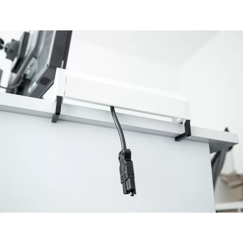 Zásuvkový blok 3 x typ F Bachmann Desk2