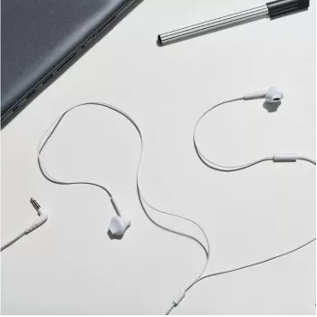 Káblový in-ear headset Panasonic RP-TCM55E – 10–24000 Hz, 1,2 m kábel, 14 g, čierny