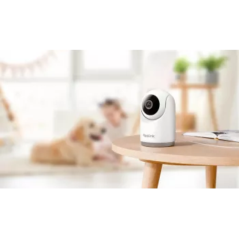 IP kamera Reolink E331 — turret pre interiér, 2880×1616, 4 mm objektív, 87,5° horizontálne, WLAN, montáž na strop/stôl