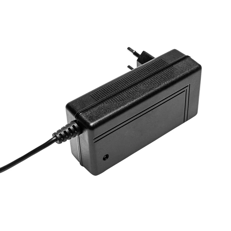 Akyga AK-PD-06 nabíjačka pre Dyson V6 / V7 / V8 vysávač, 26,1 V / 0,78 A, 20 W, 1,8 m