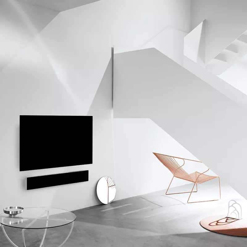 Soundbar Bang & Olufsen Beosound Stage Dolby Atmos čierna strieborná