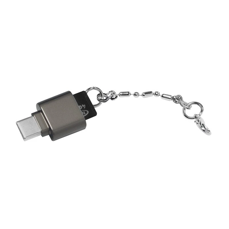 USB-C na microSD čítačka kariet ako kľúčenka