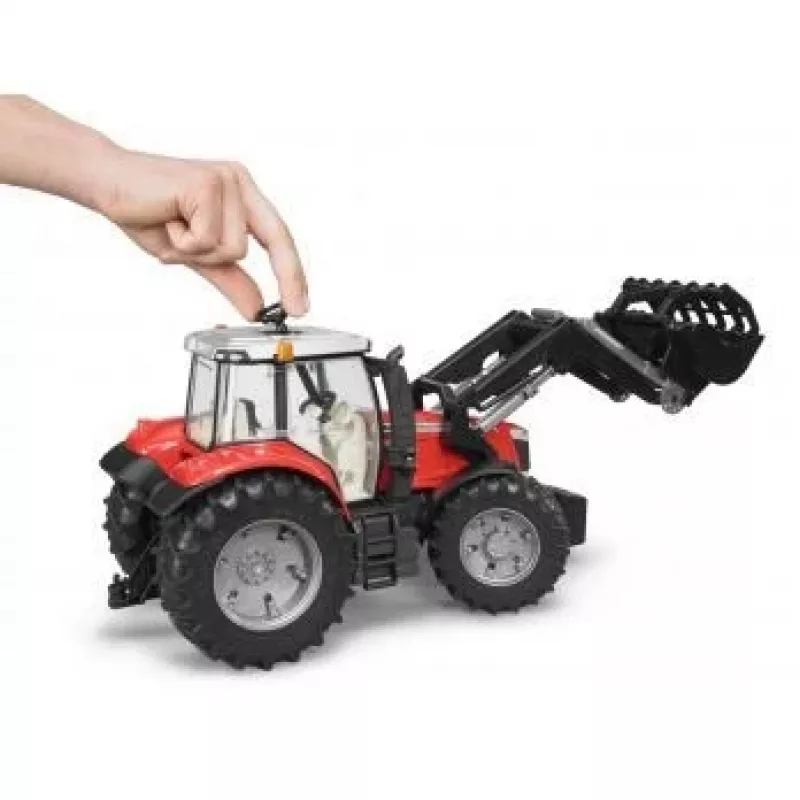 Hračkársky traktor BRUDER Massey Ferguson 7624 s čelným nakladačom, červený, pre deti od 3 rokov