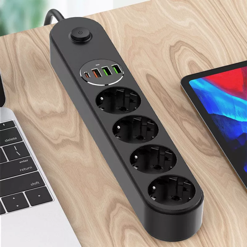 Predlžovacia zásuvka ColorWay CW-CHE44PDB — 4 zásuvky AC, 2 USB porty