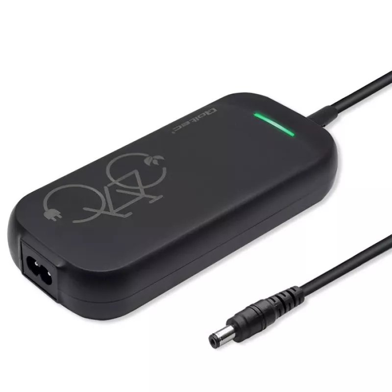 Qoltec rýchlonabíjačka pre 36V elektrické kolobežky a e-bike | 42V | 2A | 5,5*2,5 | vodotesná + napájací kábel