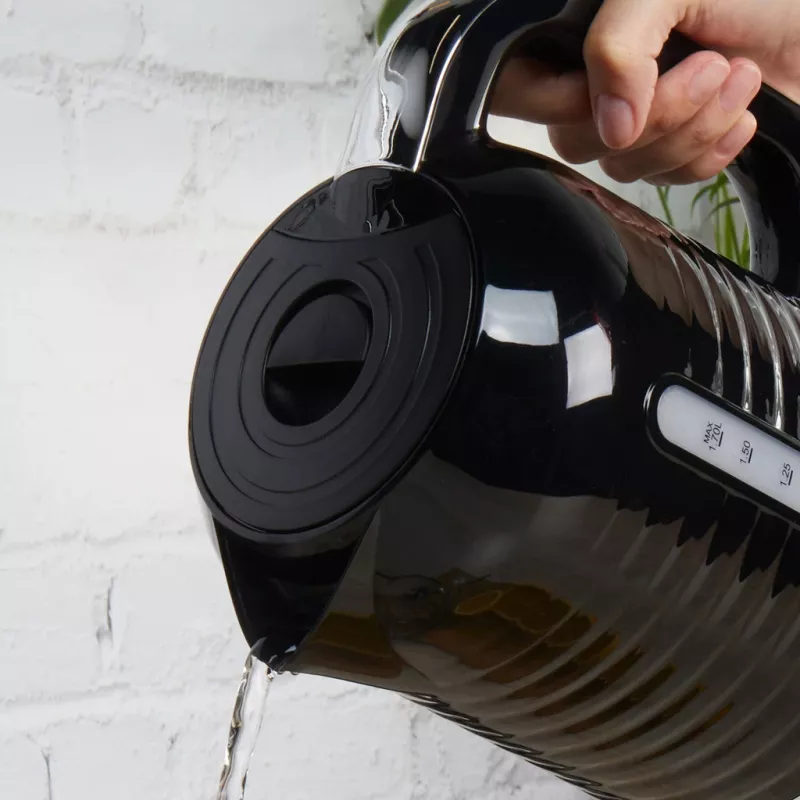 Elektrická rýchlovarná kanvica Petra 1,7 l 3 kW čierna