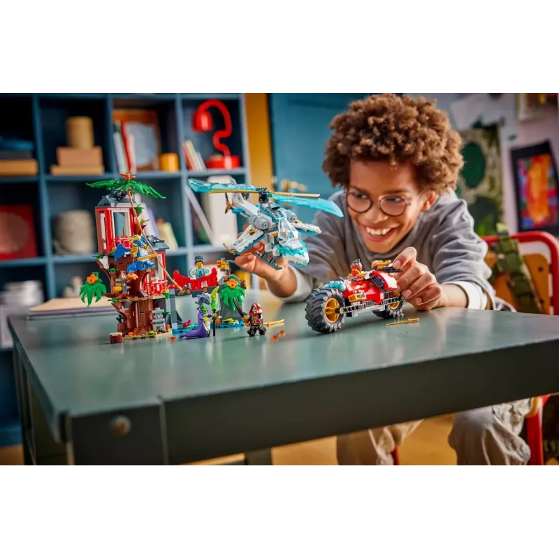 LEGO NINJAGO 71857 Bitka o dom na strome s ninja vozidlom
