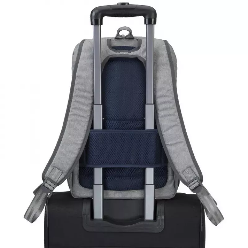 Batoh Rivacase 7760 39,6 cm (15,6 palcov)
