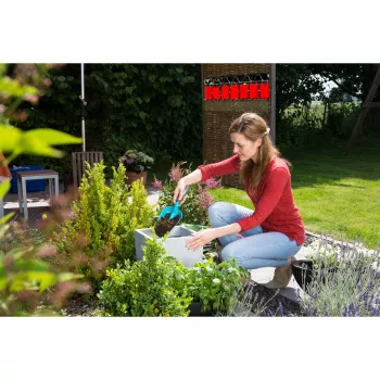 Záhradná lopatka Gardena 08953-20
