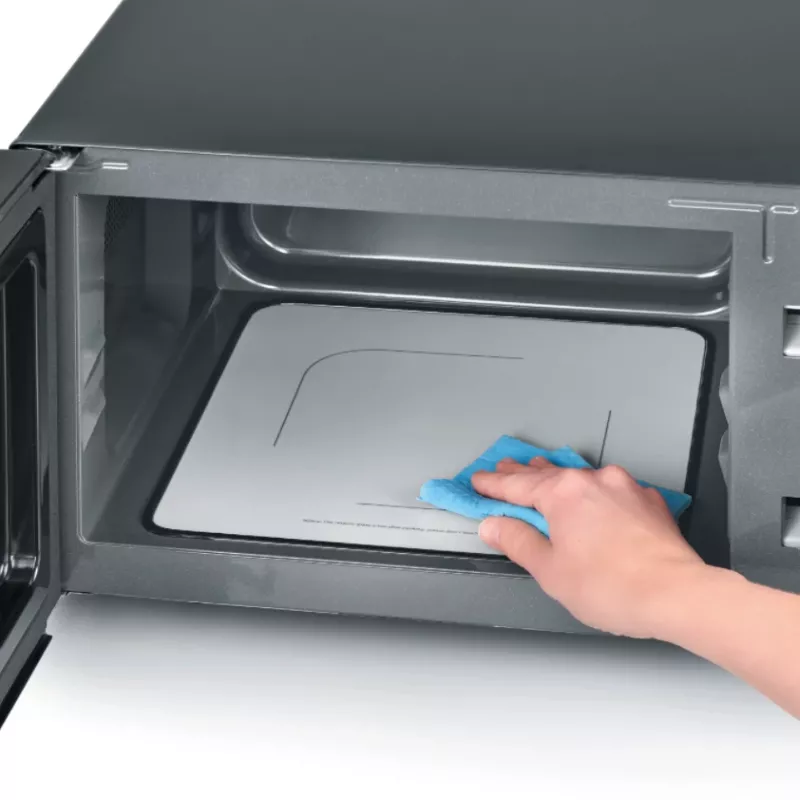 Severin MW 7763 grilovacia mikrovlnná rúra, 900 W, 25 L