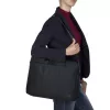 Taška cez rameno Rivacase Biscayne 39,6 cm (15,6 palcov) čierna