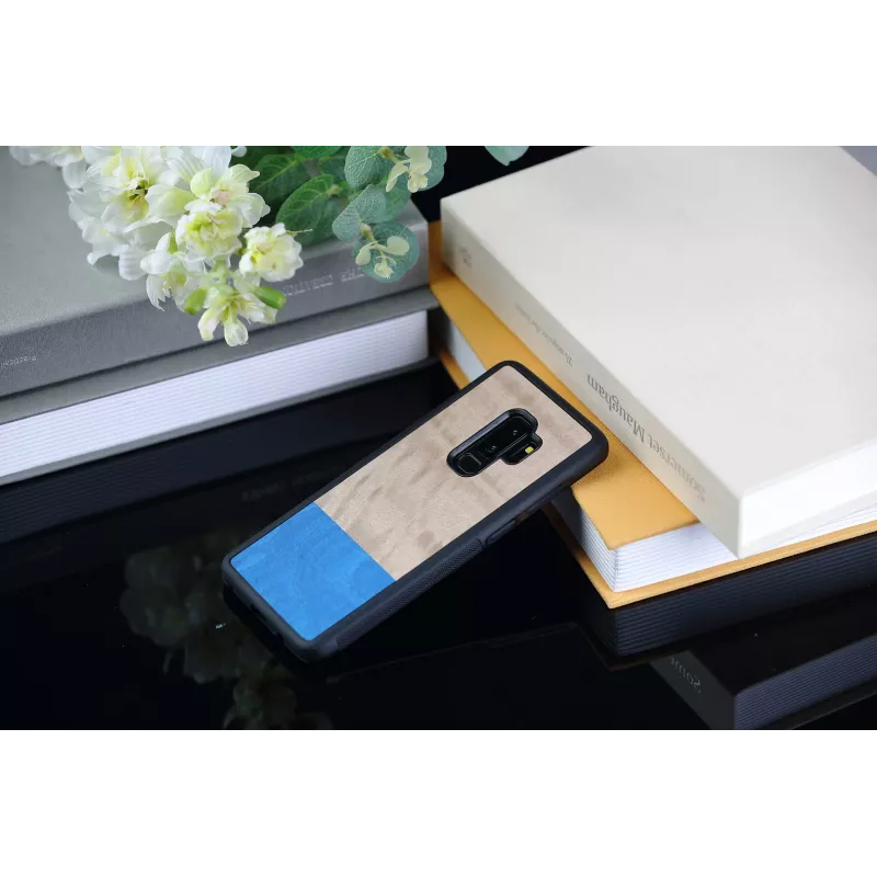 Puzdro na smartphone man and wood pre Galaxy S9 Plus — holubia čierna