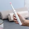 Zubná kefka Zelmer ZTB1010W