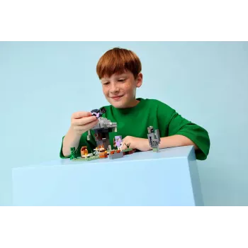 LEGO MINECRAFT 21586 Bledá záhrada
