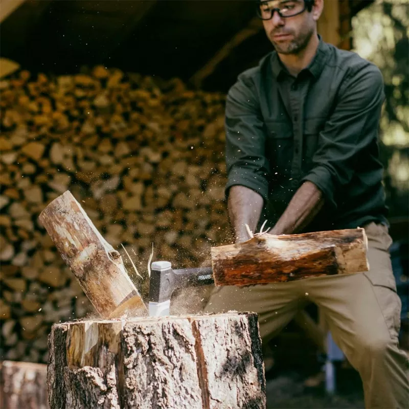 Fiskars X28 sekera nástroj 1 ks