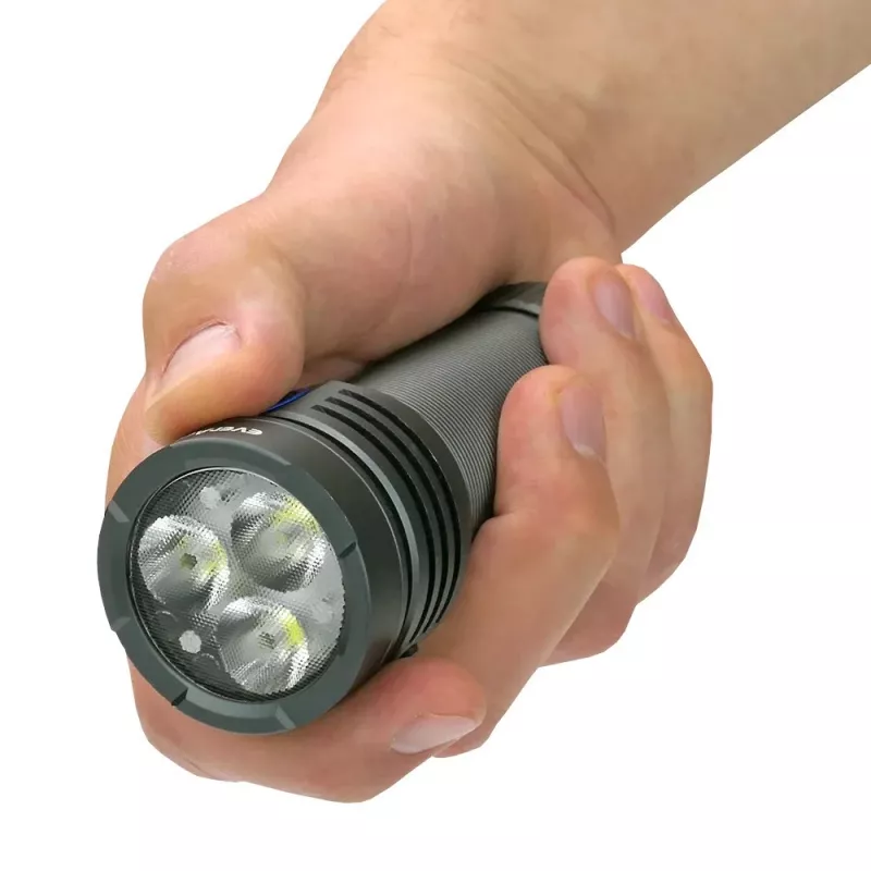 LED baterka everActive LUMINATO R FL-3300R – 3300 lúmenov, nabíjateľná