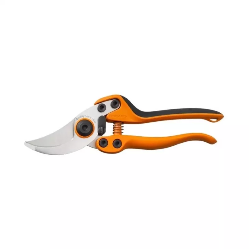 Fiskars Pro PB-8 M záhradné nožnice Bypass čierna, oranžová