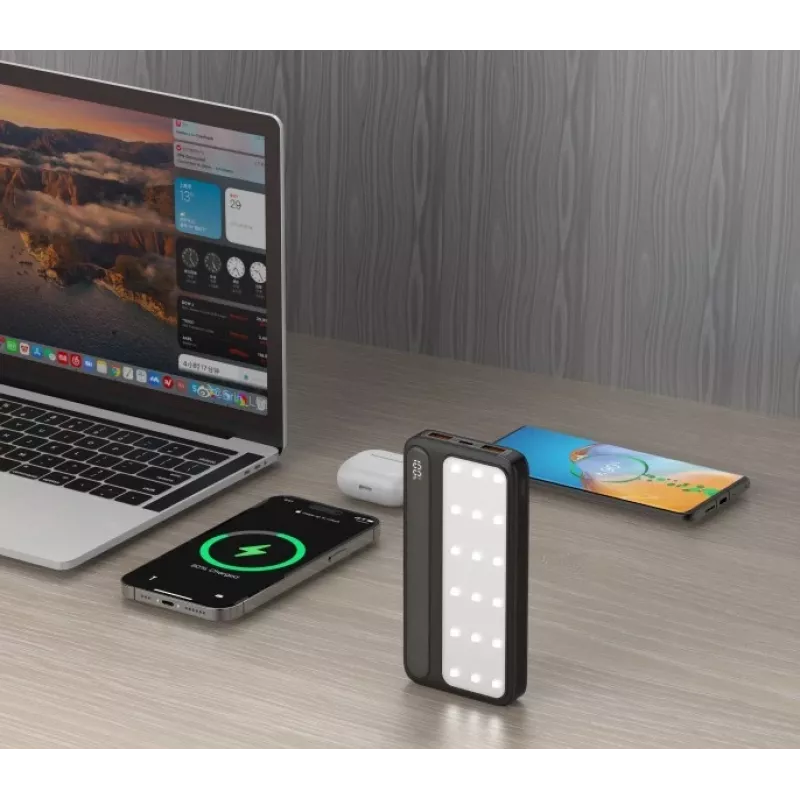 Powerbank P10 LCDPD 10 000 mAh LAMPE