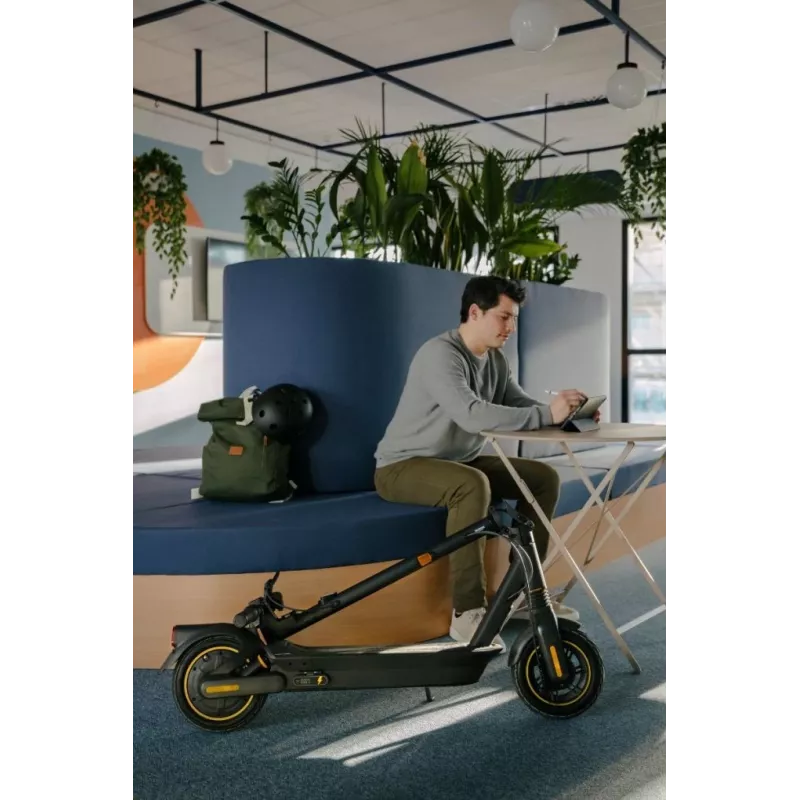Klasická kolobežka Ninebot by Segway KickScooter MAX G2 D