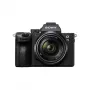 Sony α 7 III + 28–70 mm MILC 24,2 MP CMOS 6000 x 4000 pixelov čierny
