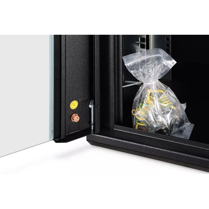 Nástenný rack DIGITUS Dynamic-N 12U, 600x450 mm (ŠxH), IP20, zámok na kľúč, nezmontovaný