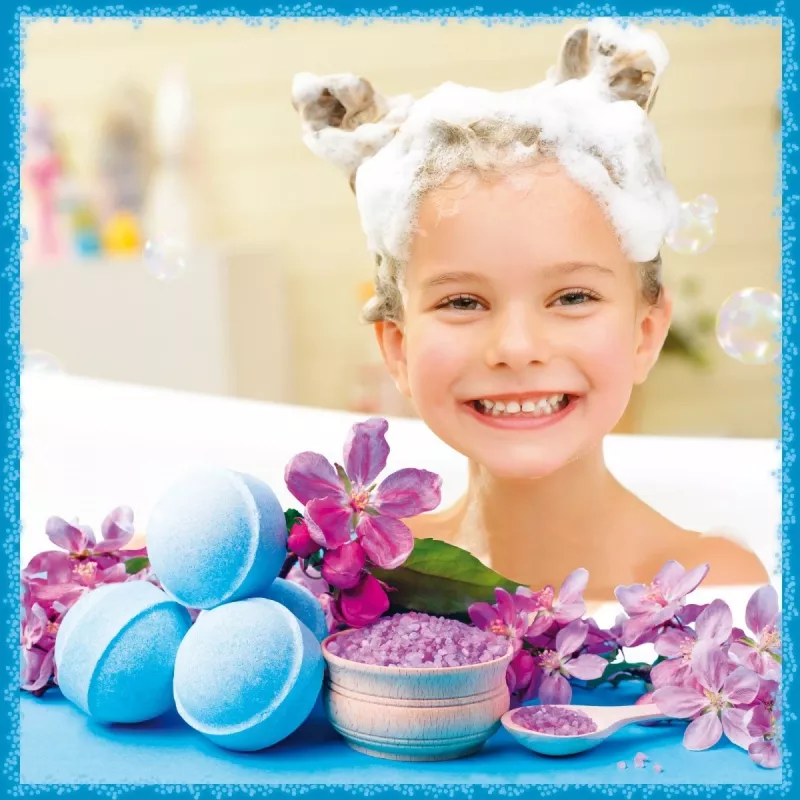 Sada Im A Genius Beauty salon