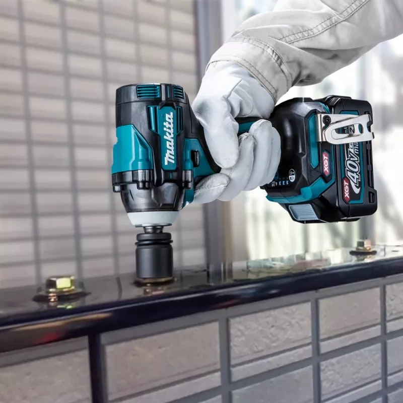 Makita TW004GZ XGT akumulátorový rázový uťahovák 40 V, 1/2 palca, 3200 ot./min, 350 Nm, bez akumulátora a nabíjačky, modrý/čierny