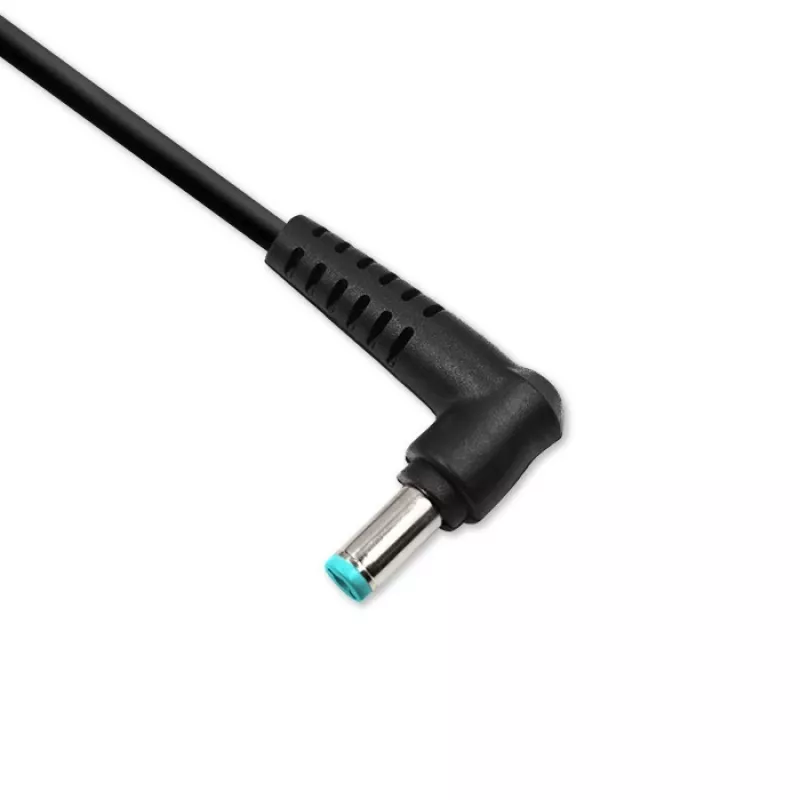 Napájací zdroj Qoltec 51555 pre interiér 65W čierny