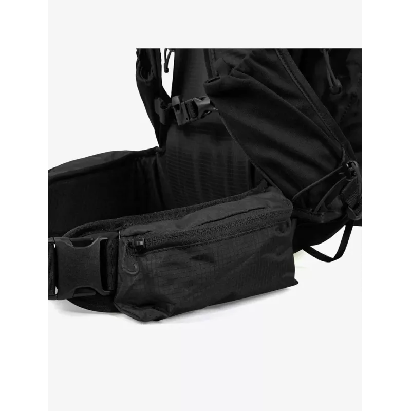 BERGHAUS Remote Hike 23 L turistický batoh čierny