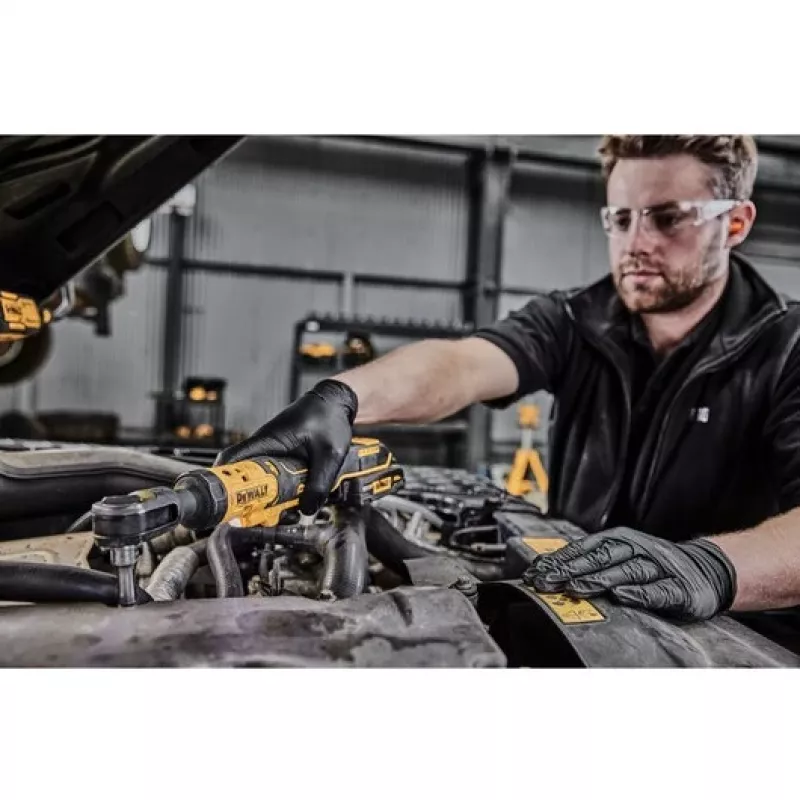 Rázový uťahovák DeWALT DCF512N-XJ 1/2 palca 250 ot/min 95 N⋅m
