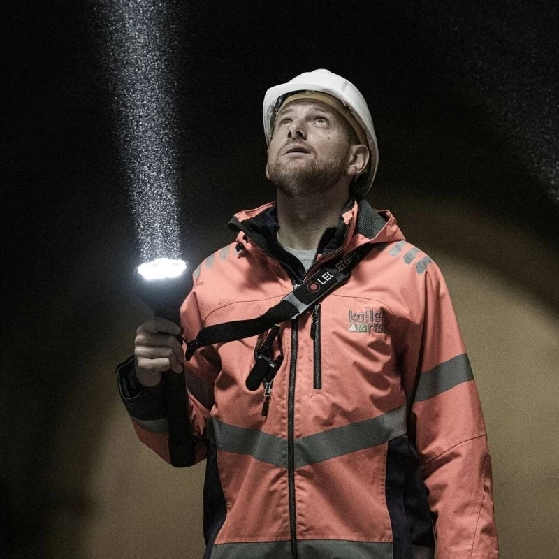 Ledlenser P21R LED baterka, čierna