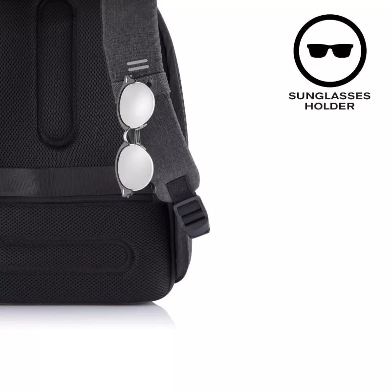 XD Design Bobby Hero Small P705.701 protikradnutý batoh, notebook 13,3 palca, tablet 12,9 palca, 10,5 l, PET, čierny