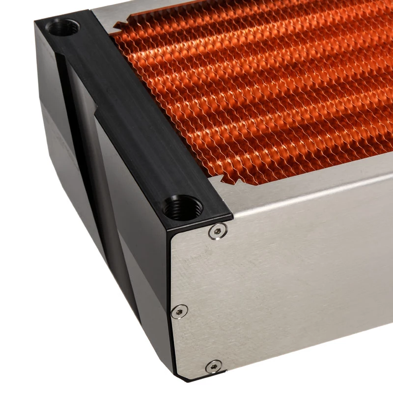 Radiátor Aqua-Computer airplex radical 4/360 — hliník/meď/nerez, 400×140×73 mm