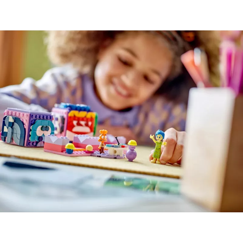 Stavebná hračka LEGO Disney Pixar V hlave 2 kocky pocitov set 43248