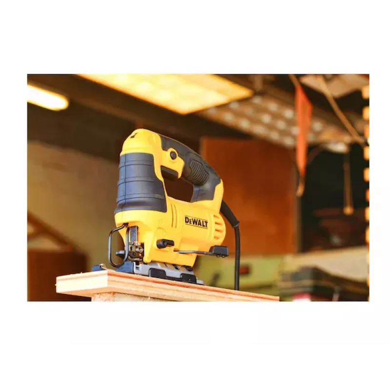 Elektrická priamočiara píla 650W DEWALT DWE349