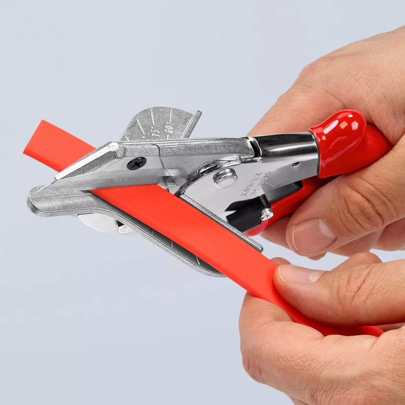 Knipex 94 35 215 Gérovacie nožnice na plastové a gumové profily, 215 mm