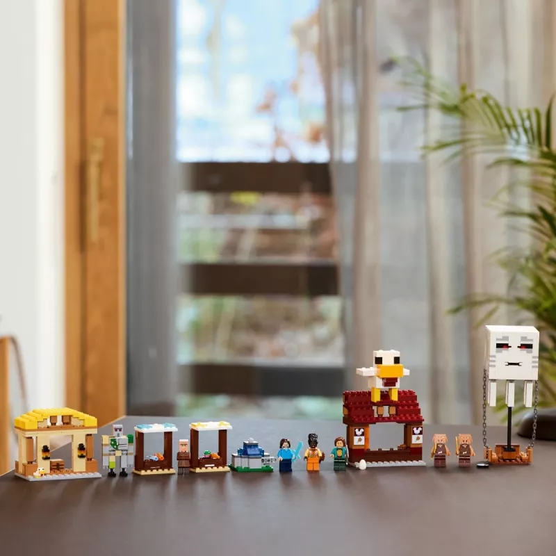 LEGO MINECRAFT 21273 Útok na dedinu s balónom Ghast