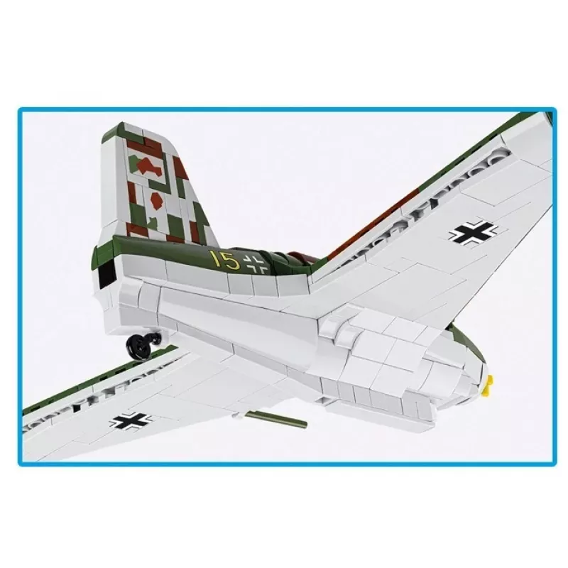 Stavebnica Messerschmitt Me 163B Komet 543 dielov
