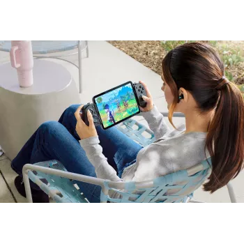 Gamepad Razer Kishi V3 Pro Haptic USB-C pre telefóny, mini tablety a PC