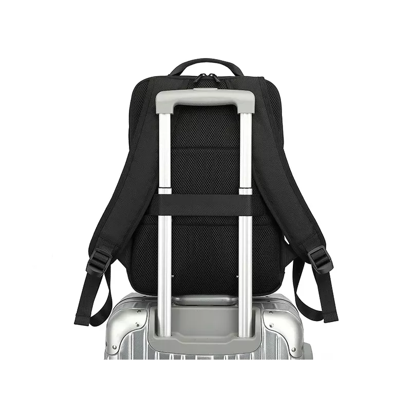 Tracer 47770 Carry-On batoh 15,6