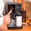 Kávovar na espresso CECOTEC Cremmaet Compactccino Connected 1460W čierny