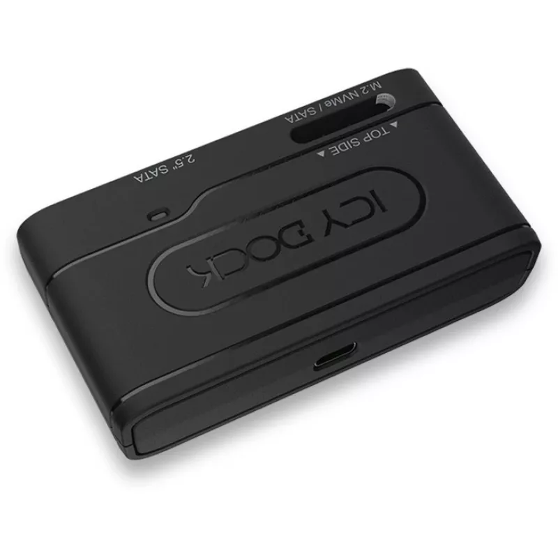 ICY DOCK EZ-Adapter MB104U-1SMB - radič pamäte - 2.5, M.2 (6,4 cm) - M.2 Card (PCIe NVMe & SATA) / SATA SSD - USB 3,2 (Gen 2) - čierna (MB104U