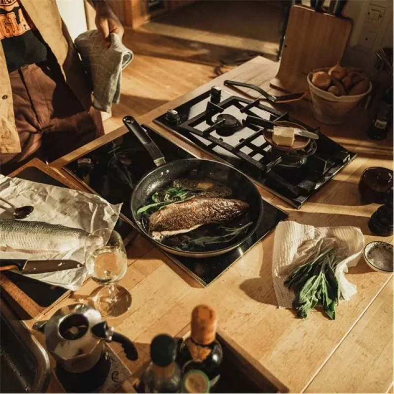 Fiskars 1072312 Functional Form panvica 280 mm gourmet panvica na vyprážanie okrúhla