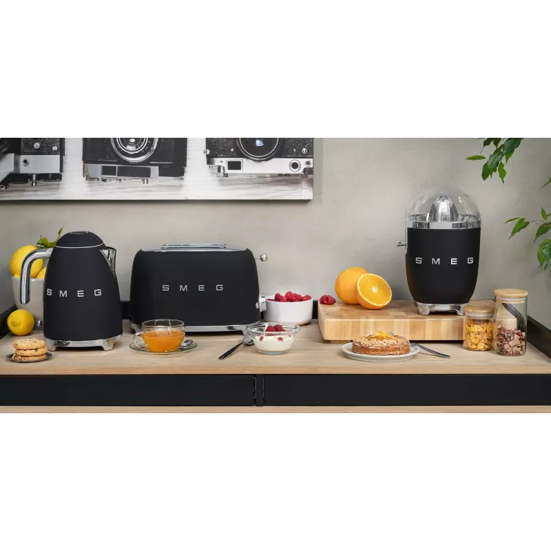 Hriankovač Smeg 50's Style TSF01BLMEU 2 plátky čierna nerez