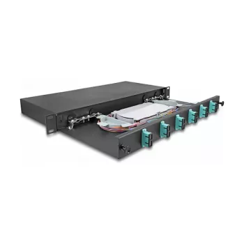 DeLOCK optické zváracie puzdro 67001 čierne kov 482x220x44mm