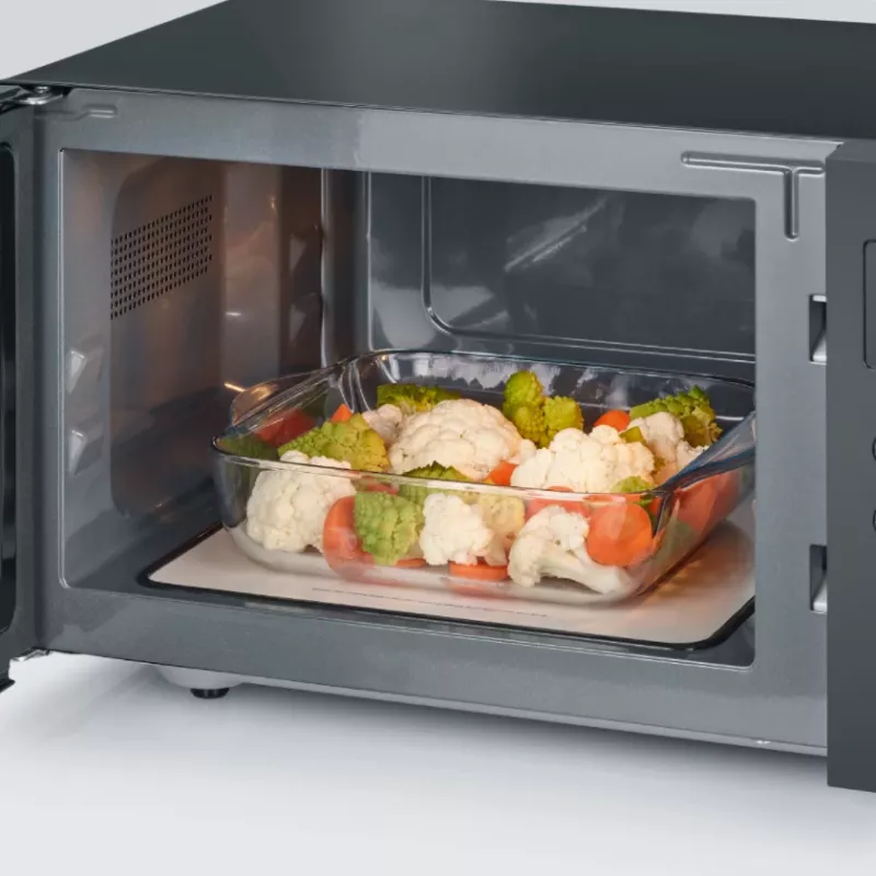 Severin MW 7763 grilovacia mikrovlnná rúra, 900 W, 25 L
