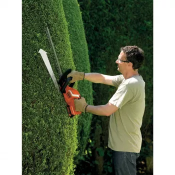Black & Decker GTC1845L20 akumulátorové nožnice na živý plot dvojitý nôž 2600 g (B667995)