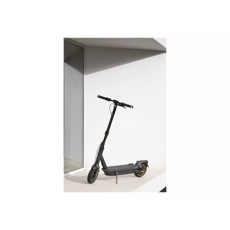 Ninebot by Segway KickScooter MAX G2 E čierna 25 km/h 15,3 Ah