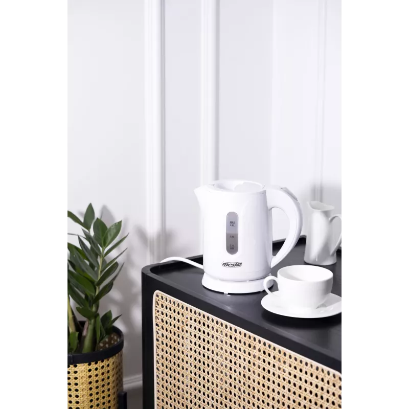 Mesko kanvica | MS 1376 | elektrická | 850 W | 0,8 L | plast | 360° otočná základňa | biela